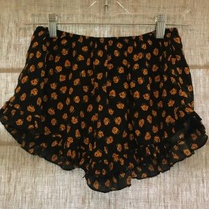 Flowy Brandy Melville easy pull-on shorts!